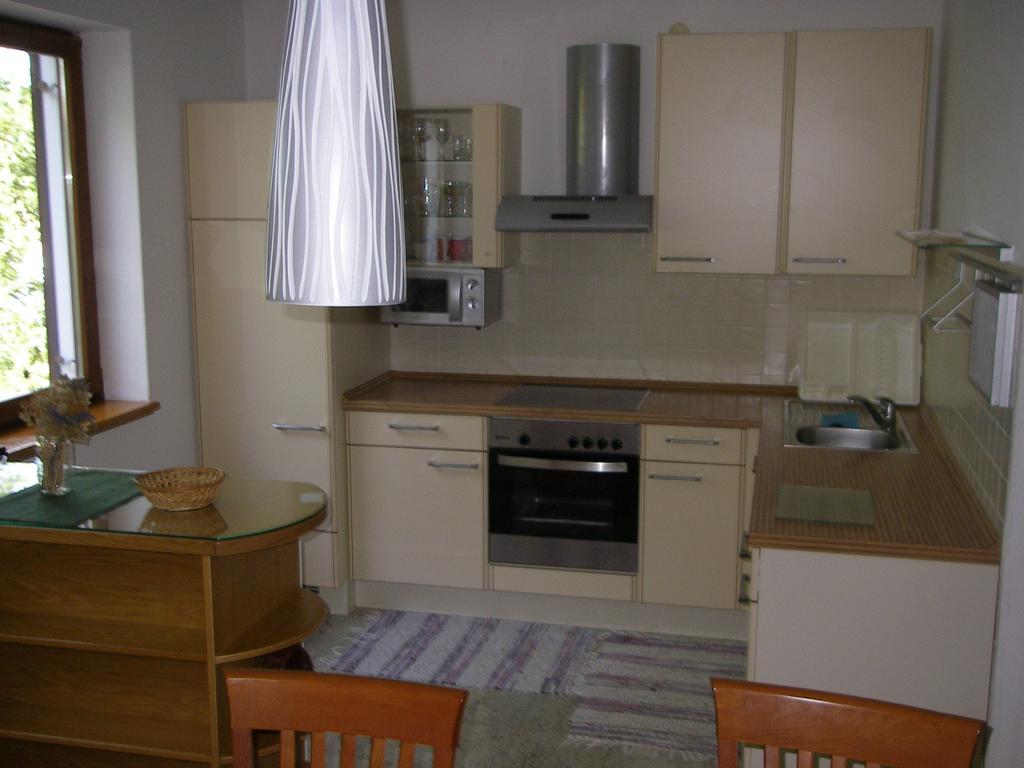 Apartments Premantura Habitación foto