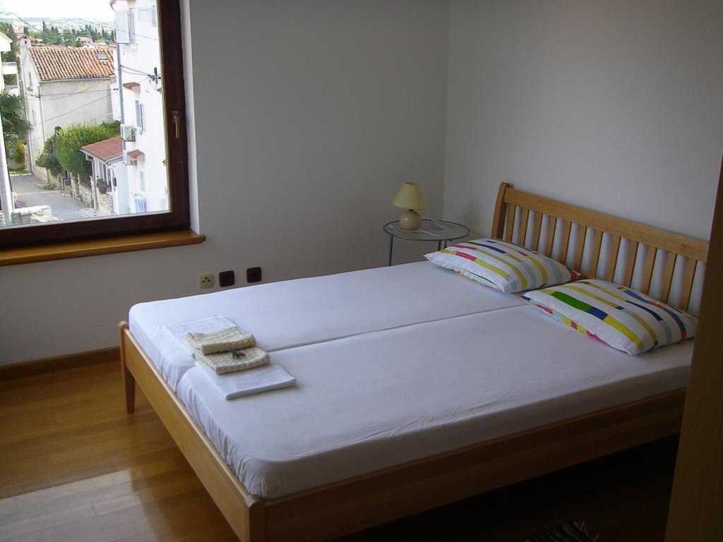 Apartments Premantura Habitación foto
