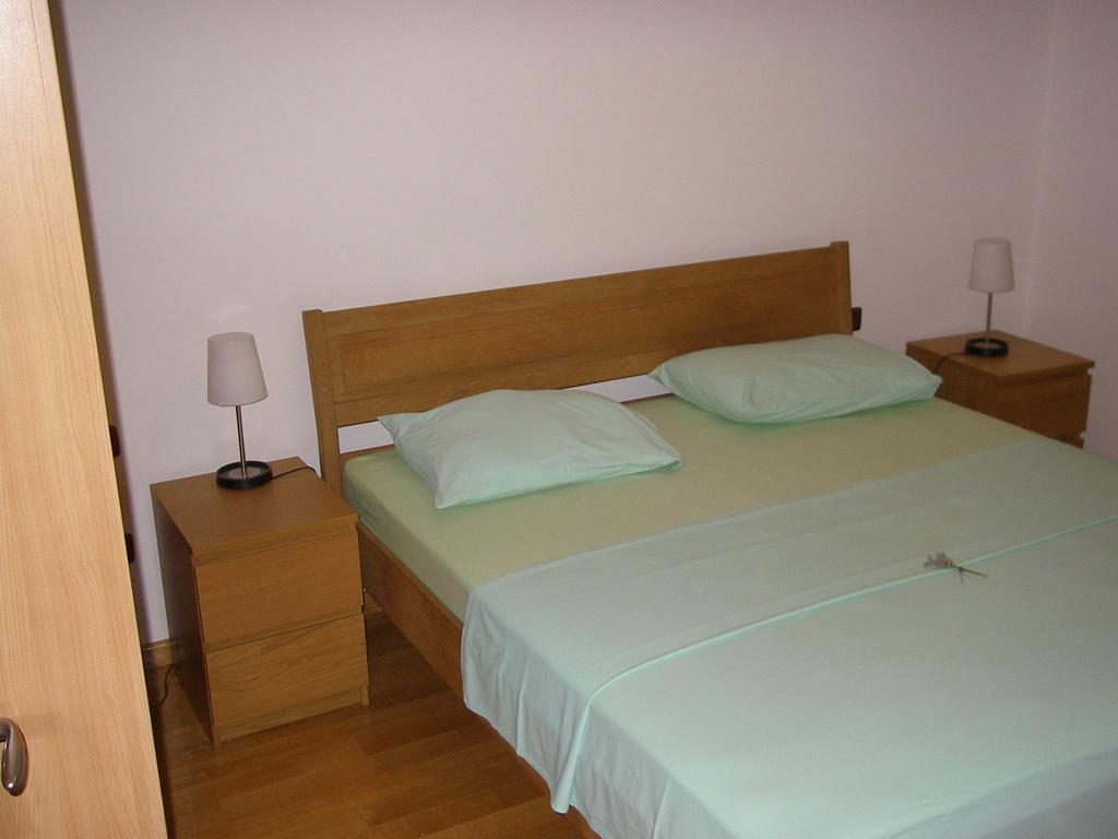 Apartments Premantura Habitación foto