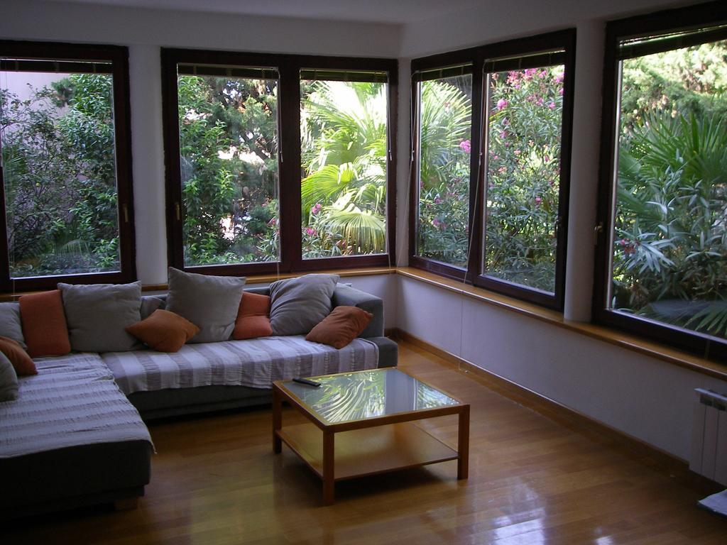Apartments Premantura Habitación foto